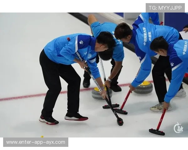 冬奥冰壶训练营启动，各队重新调整技战术